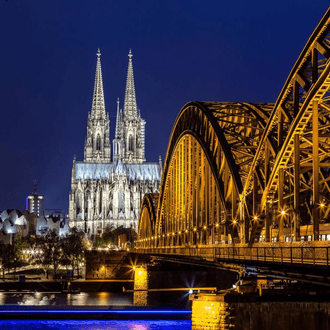 Cologne के लिए अंतिम मिनट की उड़ान