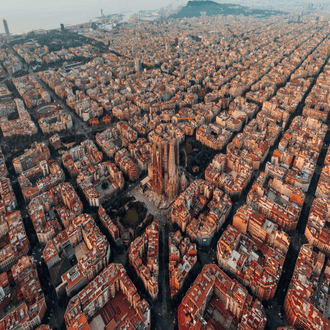 Barcelona के लिए अंतिम मिनट की उड़ान