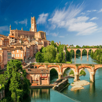 Toulouse के लिए अंतिम मिनट की उड़ान