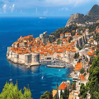 Dubrovnik के लिए अंतिम मिनट की उड़ान