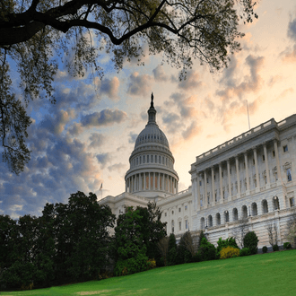 Washington के लिए अंतिम मिनट की उड़ान