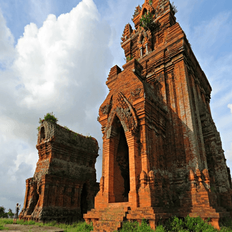 Last minute flight to Qui Nhon